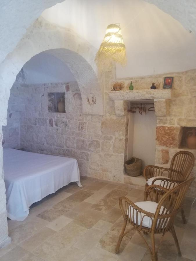 Holiday Home Trullo Antico Остуні Екстер'єр фото
