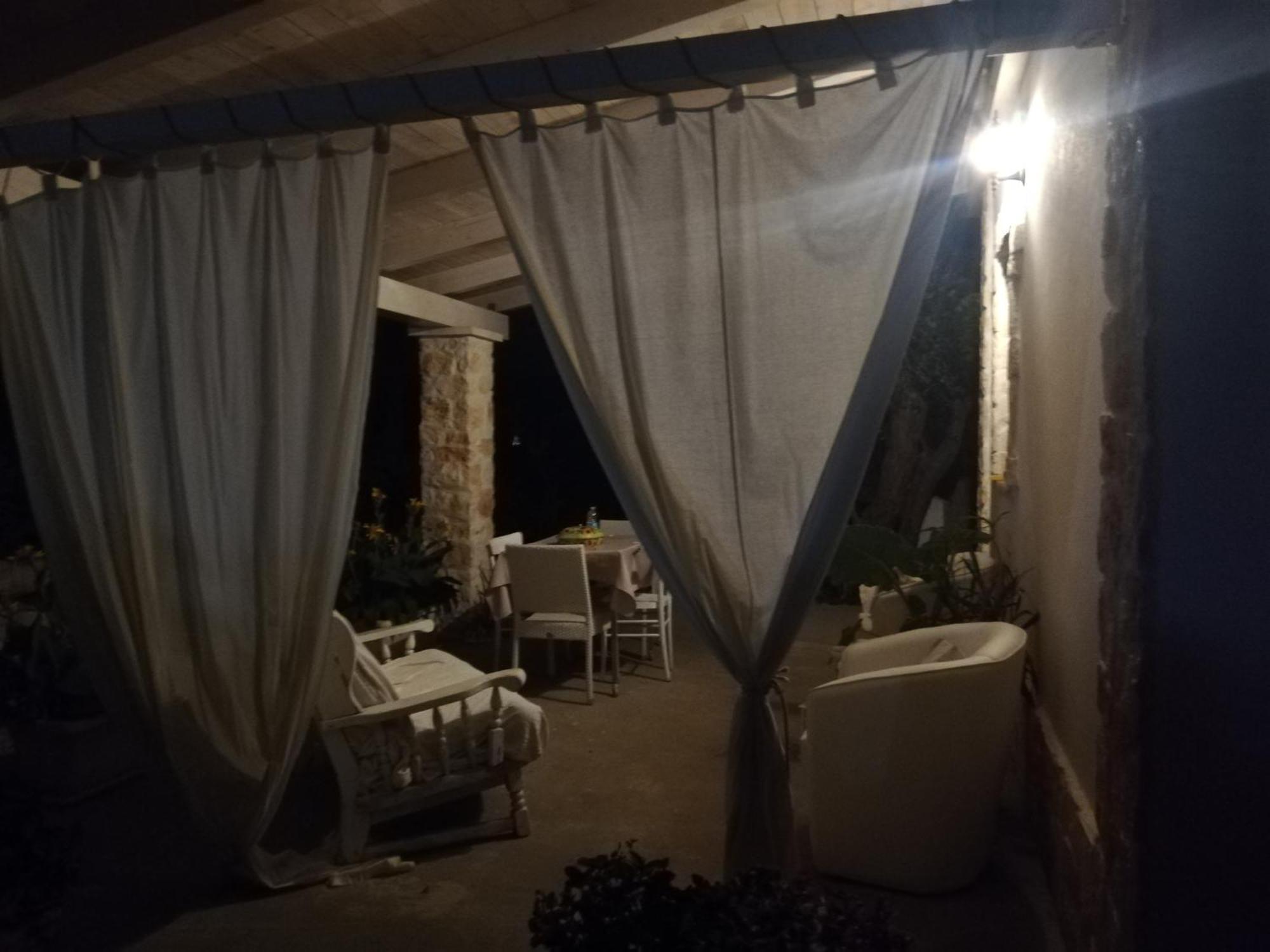 Holiday Home Trullo Antico Остуні Екстер'єр фото