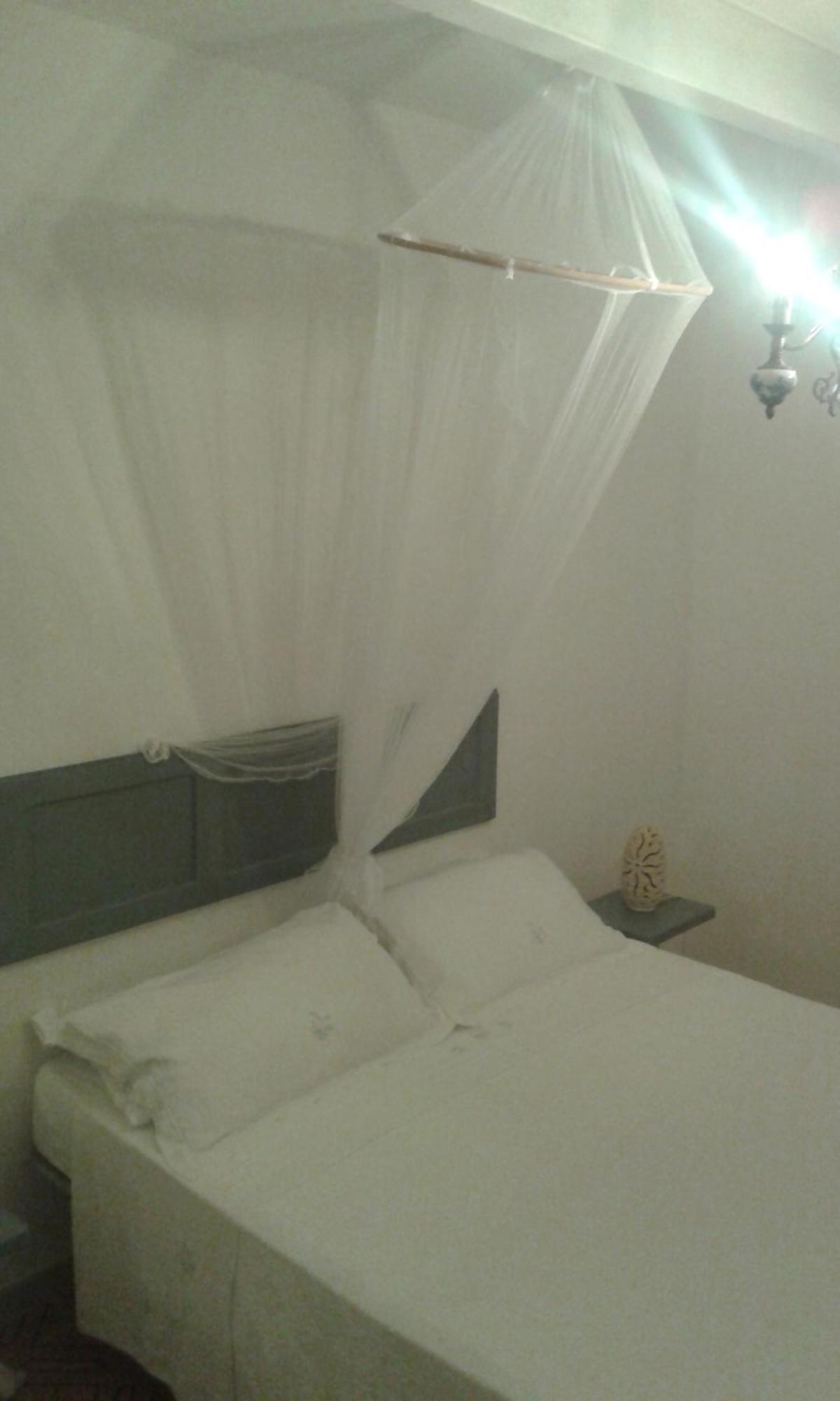 Holiday Home Trullo Antico Остуні Номер фото