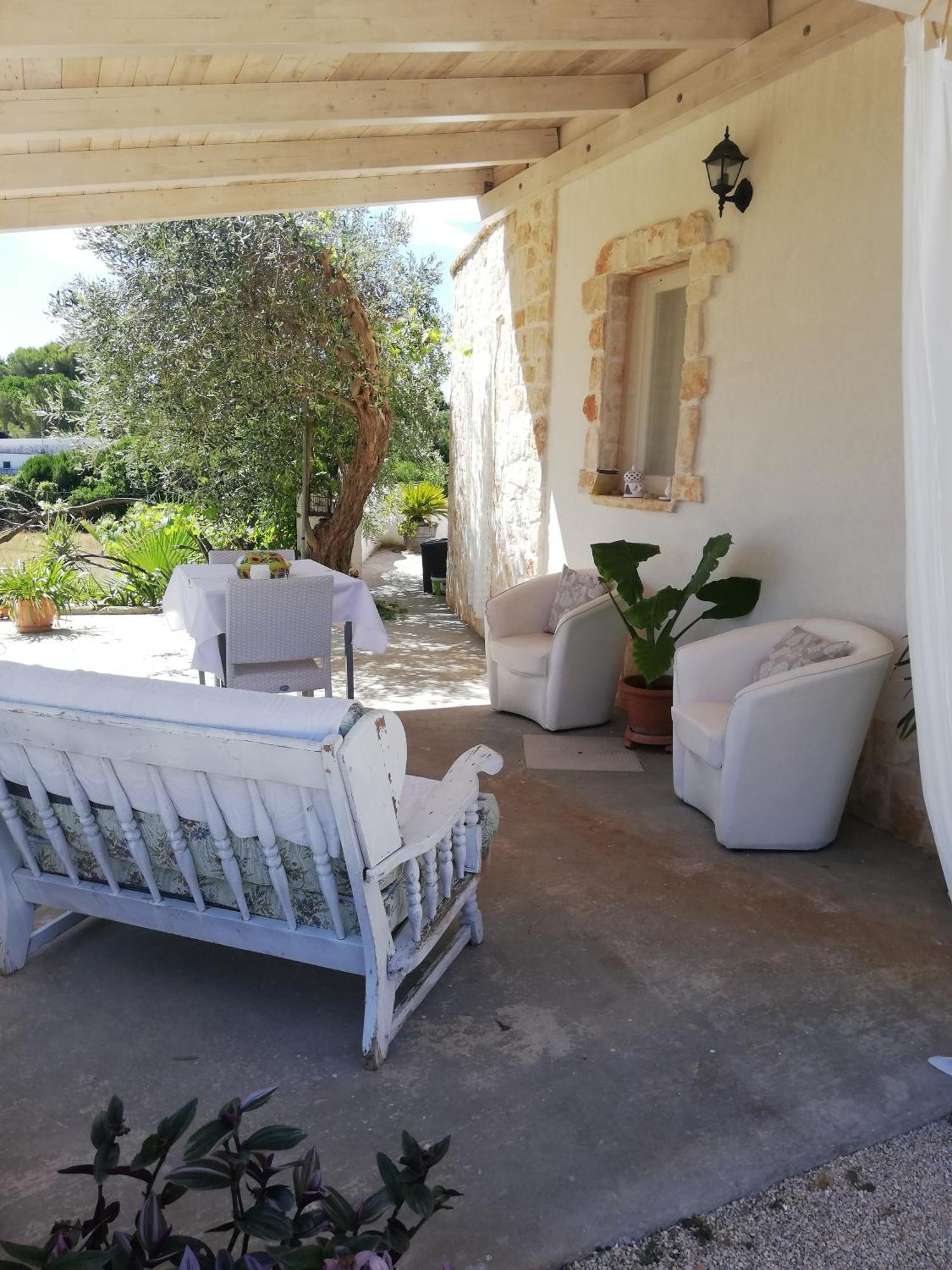 Holiday Home Trullo Antico Остуні Номер фото