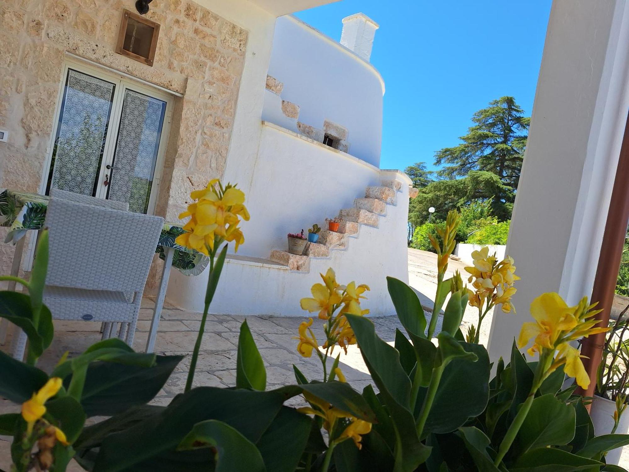 Holiday Home Trullo Antico Остуні Екстер'єр фото